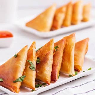 Beef & Vegetable Samosa Pack Of 8 Pieces